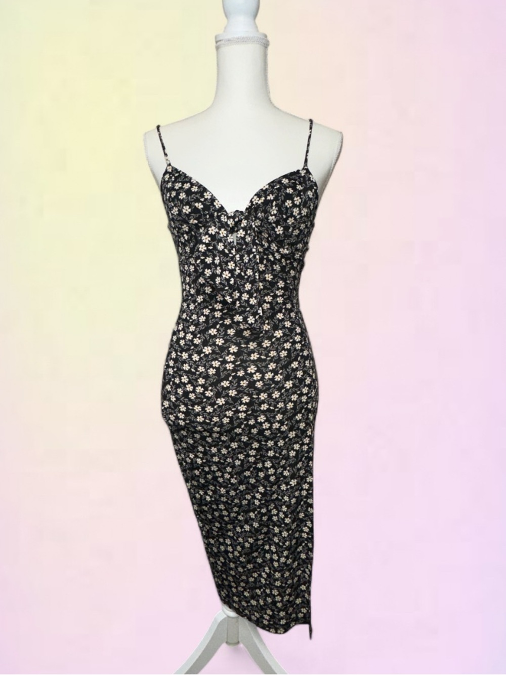 NWT Windsor midi dress size small